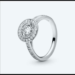 Pandora Vintage Circle Ring